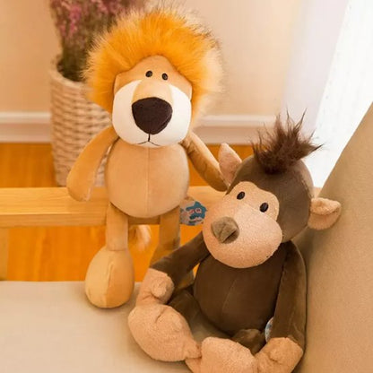 Animaux en peluche décoratifs pour chambre bébé, ambiance douce et apaisante