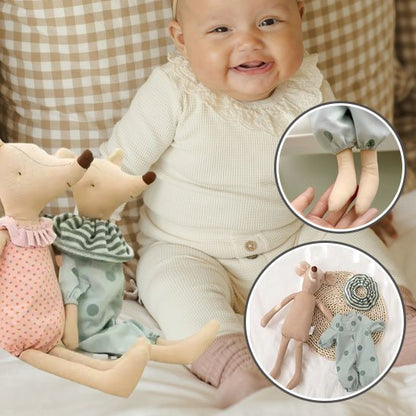Doudou bébé joyeux