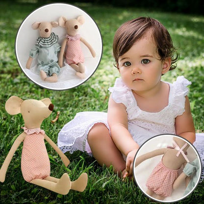 Doudou doux utilisé comme objet de réconfort pour bébé