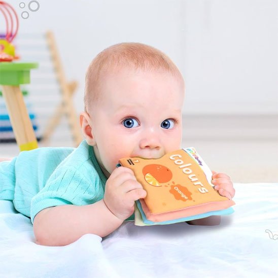 livre en tissu pour bébé avec pages souples