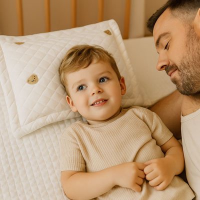 Oreiller bébé décoratif adapté à l’univers de la chambre