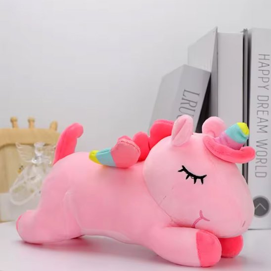 Peluche licorne à offrir comme cadeau de naissance