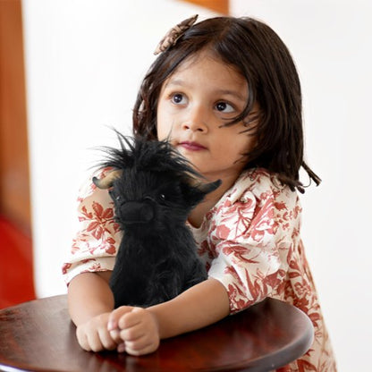 Peluche vache moelleuse adaptée aux enfants