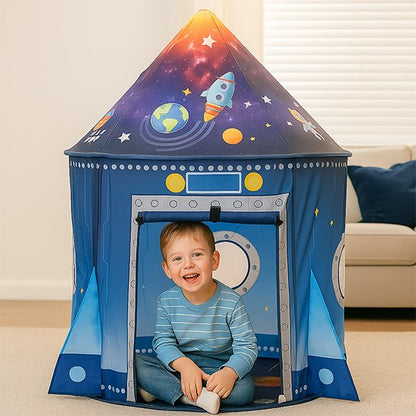 Tente enfant intégrée à une aire de jeu intérieure